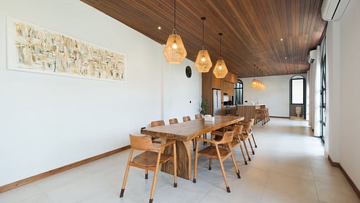 Villa Umah Jeng Alessia Dining area
