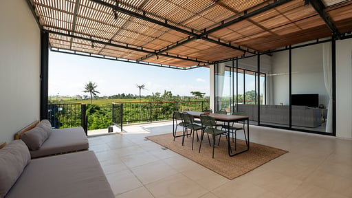 Villa Umah Jeng Alessia Dining area