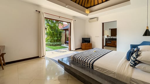 Villa Umah Kupu Kupu Dua Bedroom 1