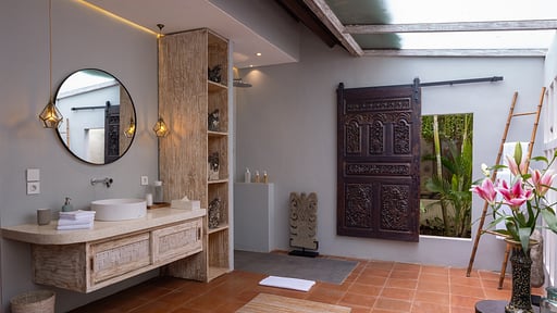Villa Tirta Naga Bedroom 1