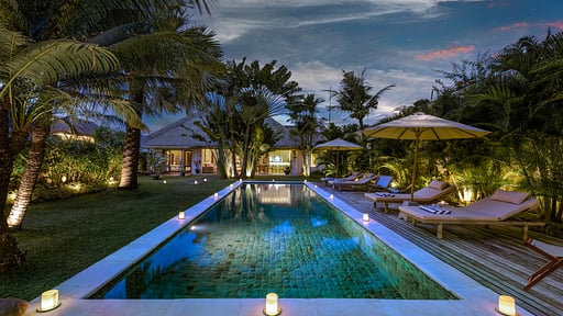 Villa Tirta Naga Swimming pool