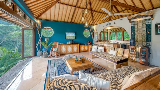 Villa Umah Shanti Living room