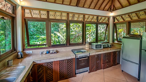 Villa Umah Shanti Kitchen