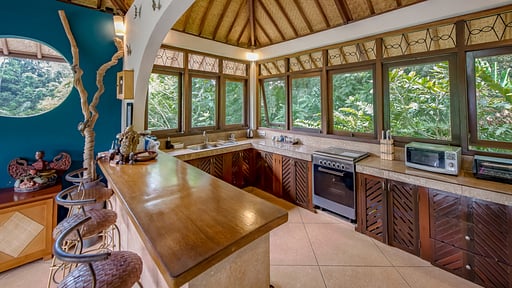 Villa Umah Shanti Kitchen