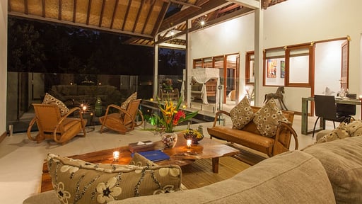 Villa Umah Wa Ke Living room 1