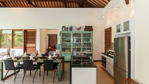 Villa Umah Wa Ke Dining area