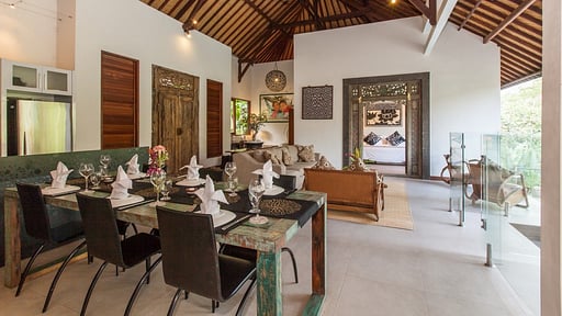 Villa Umah Wa Ke Dining area