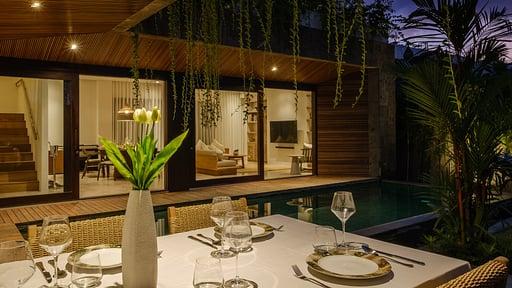 Villa Uni Canggu Dining area