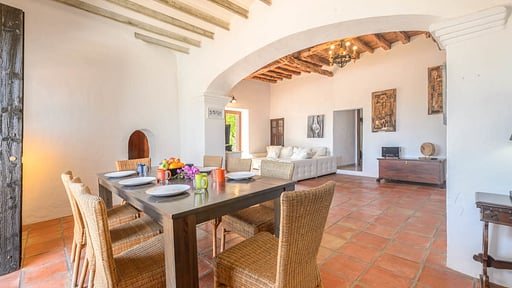 Villa Unicorn Dining area
