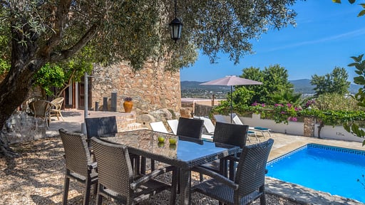 Villa Unicorn Dining area