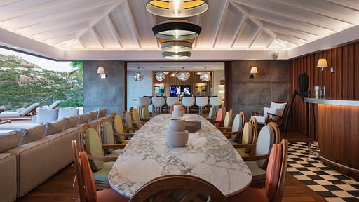 Villa Unique Dining area 2