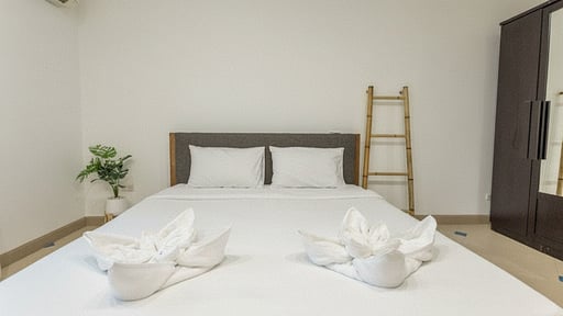 Villa V129 Nai Harn Спальня 4