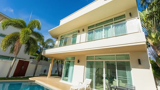 Villa V129 Nai Harn Бассейн