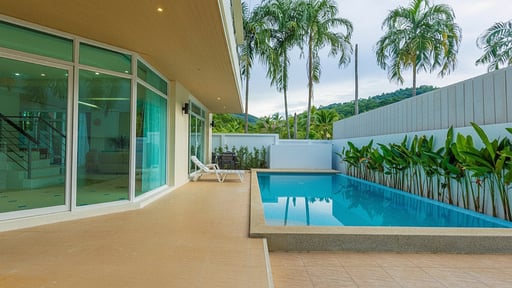 Villa V129 Nai Harn Бассейн