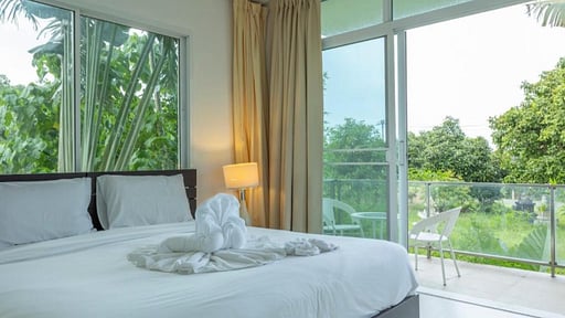 Villa V129 Nai Harn Спальня 2