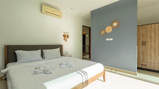 Villa V129 Nai Harn Спальня 1