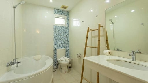 Villa V129 Nai Harn Спальня 1