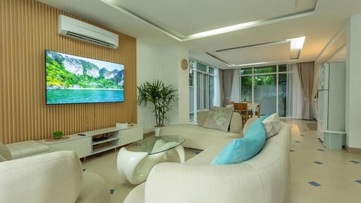 Villa V129 Nai Harn Гостиная