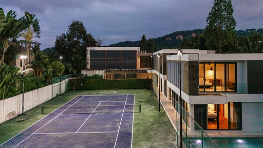 Villa V158 Tennis Court Tennisplatz