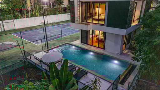 Villa V158 Tennis Court Schwimmbad