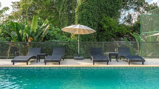 Villa V158 Tennis Court Schwimmbad