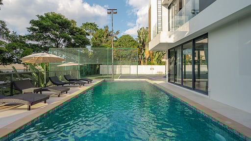 Villa V158 Tennis Court Schwimmbad