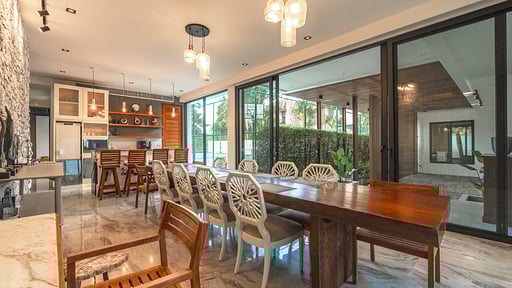 Villa V158 Tennis Court Essecke