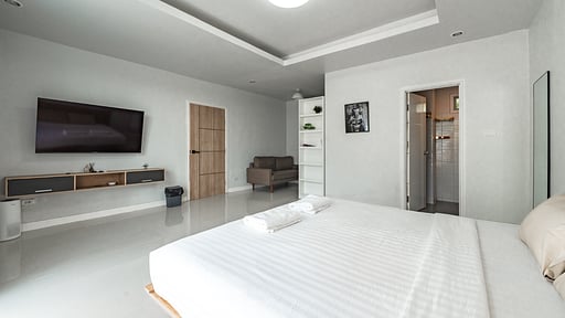 Villa V163 Scoop Bedroom 1