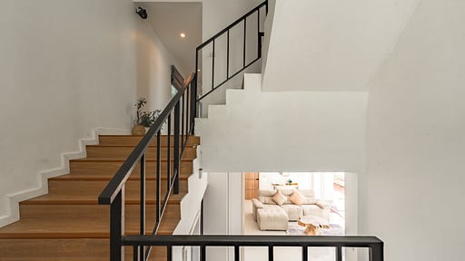 Villa V163 Scoop Others