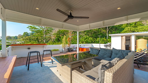 Villa V163 Scoop Rooftop lounge