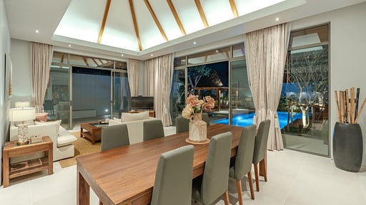 Villa V165 Anchan 52 Dining area