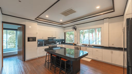 Villa V175 Sirion Kitchen
