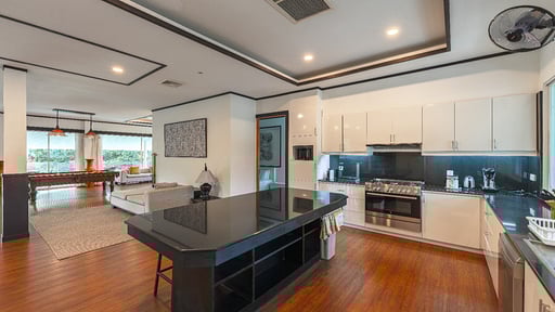 Villa V175 Sirion Kitchen