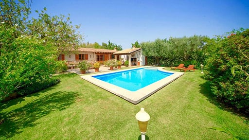 Villa Vadell Swimming pool