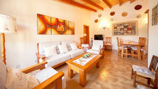 Villa Vadell Living room