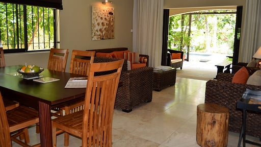 Villa Vakoa Essecke