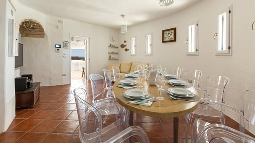 Villa Valeria Dining area