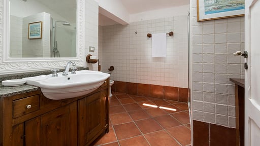 Villa Valeria Bedroom 1