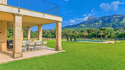 Villa Vall den March Eethoek