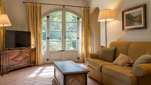 Villa Valle Media room