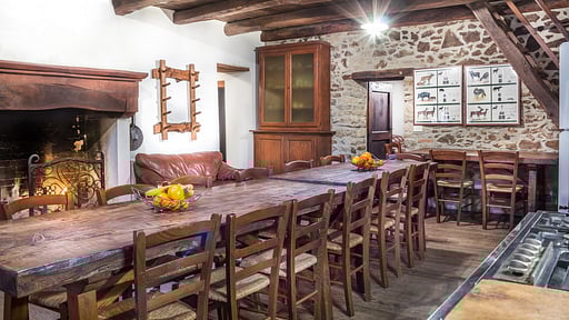 Villa Vallorsaia Dining area