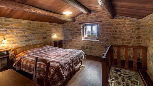 Villa Vallorsaia Bedroom 1