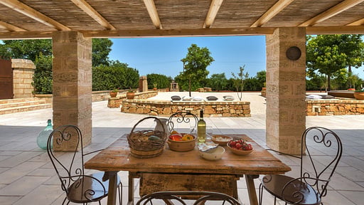 Villa Vanda Dining area