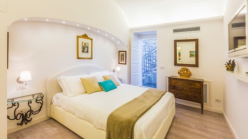 Villa Vangelo Camera da letto 2