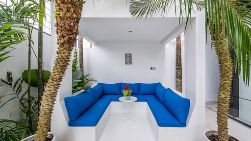 Villa Vantage 5 Others