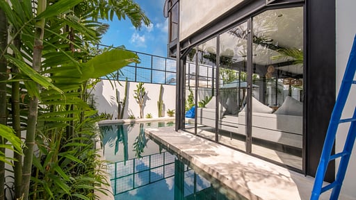 Villa Vantage 5 Swimming pool