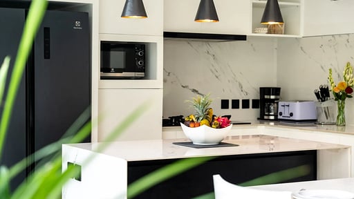 Villa Vantage 8 Kitchen
