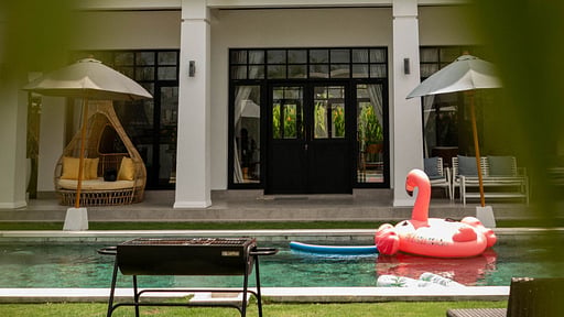 Villa Vara Swimming pool 2