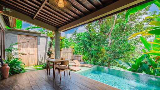 Villa Varendra Ubud Dining area