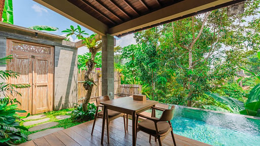 Villa Varendra Ubud Dining area